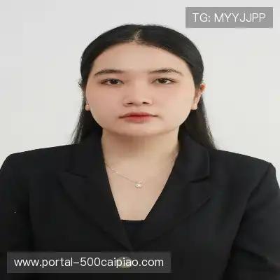薄华